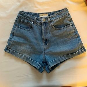 pascun size 26 light wash mom shorts